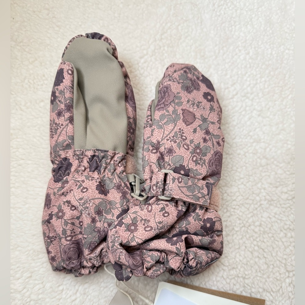 Kid’s wheat MITTENS TECH snow gloves 3-5Y